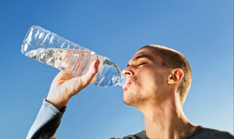 Drink a lot of water for healthy diet